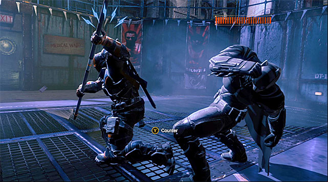 Apart from responding to Deathstrokes regular attacks, you also need to take part in scenes of wrestling with the boss, on a regular basis - Deathstroke | Boss fights - Boss fights - Batman: Arkham Origins Game Guide