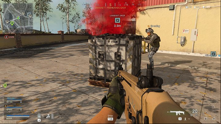 The last way to get a weapon with additional gadgets is to collect it from the body of a fallen enemy - Warzone: Level up - how to quickly earn experience? - Basics - Warzone Guide