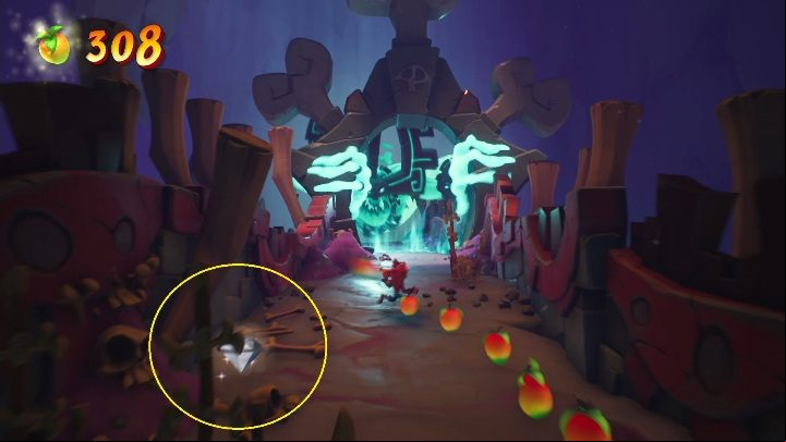 You'll find the hidden gem on the other side of the map when the monster starts chasing you - Crash 4: N.Sanity Peak walkthrough - N.Sanity Islad, Present Day - Crash 4 Guide, Walkthrough
