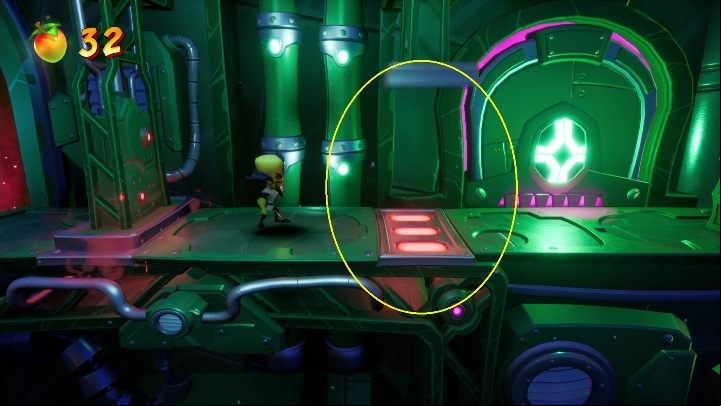 Further ahead, you'll come across a trap that could fall on your head - Crash 4: Shipping Error walkthrough - Bermugulas Orbit, ??? - Crash 4 Guide, Walkthrough