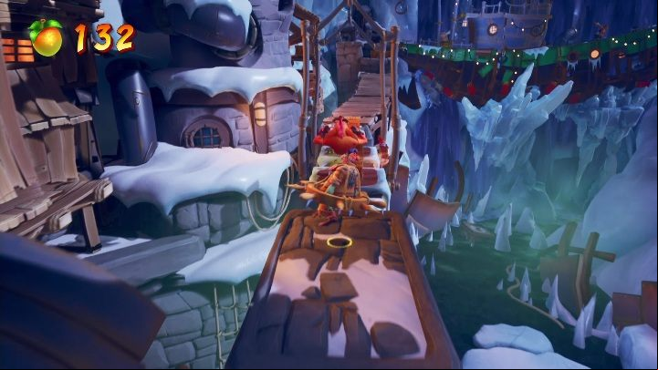 The path will be blocked by enemies - Crash 4: Snow Way Out - demo walkthrough - Demo walkthrough - Crash 4 Guide, Walkthrough