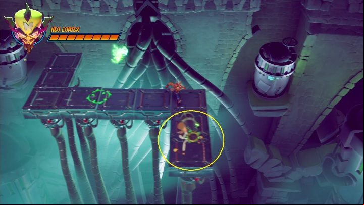 To complete the first phase you need to hit the opponent that appears on the map - Crash 4: Neo Cortex, final battle - how to beat? - Bosses - Crash 4 Guide, Walkthrough