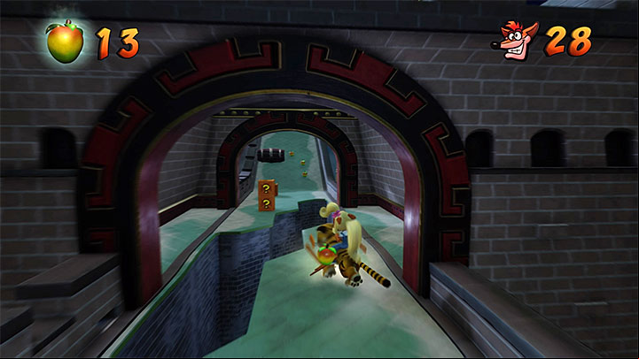 Some of the dragons will soon start to behave a little bit different and, to avoid them, try to keep close to the right, or the left, edge of the path (you do not even have to take any jumps then) - Midnight Run | Crash Bandicoot 3 | Levels - Crash Bandicoot 3 - Arabic location - Crash Bandicoot N. Sane Trilogy Game Guide