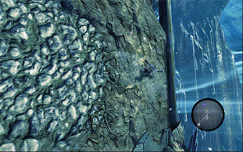 Stop when you see falling boulders and continue the climb when the situation calms down - Reach the top of The Dark Fortress (2) - Find a Way to Save War - Darksiders II - Game Guide and Walkthrough