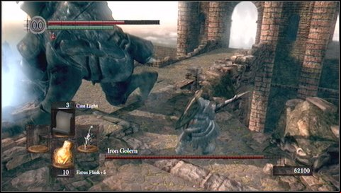 Being at his back, hit his legs - Iron Golem | How to kill a boss - How to kill a boss - Dark Souls Game Guide & Walkthrough