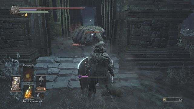 Stick to its back and strike after the creature rolls over. - Profaned Capital - Return to the Irithyll Dungeon - Walkthrough - Dark Souls III Game Guide & Walkthrough