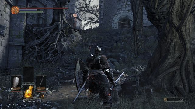 The entrance to the tower that you can open with the key. - Firelink Shrine - Walkthrough - Dark Souls III Game Guide & Walkthrough
