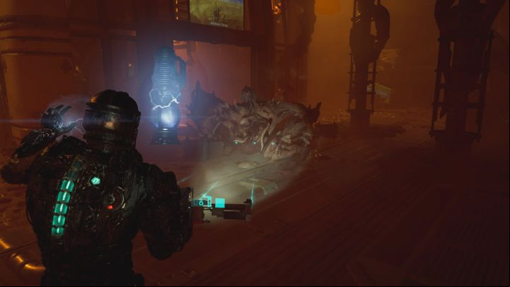 Be careful, because the Brute will attack again - to slow down the mini-boss with stasis so that you can easily attack the weak points on his back - Dead Space Remake: Environmental Hazard - Main missions - Dead Space Remake Guide