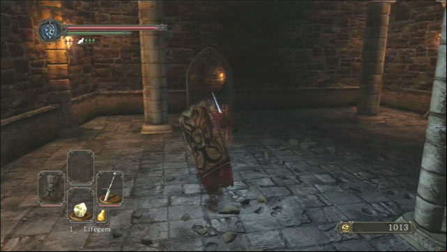 Go through the door. - Heides Tower Of Flame - The Underground - Walkthrough - Dark Souls II - Game Guide and Walkthrough
