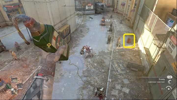 While fighting, you can make use of gas barrels placed in two areas around the square - on the right (screenshot above) and one on the other side of the elevator - Dying Light 2: Into The Darkness - walkthrough - Story quest - Dying Light 2 Guide
