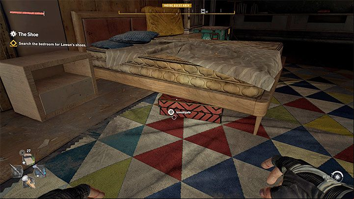 After reaching the bedroom you can take the bow found lying on the furniture, although its quality isn't too high - Dying Light 2: The Shoe - walkthrough - Story quest - Dying Light 2 Guide
