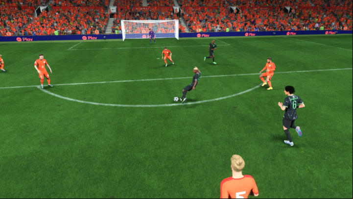 In EA FC 24 you can choose from different shot types - EA Sports FC 24: Tips and tricks - Basics - EA Sports FC 24 - game guide