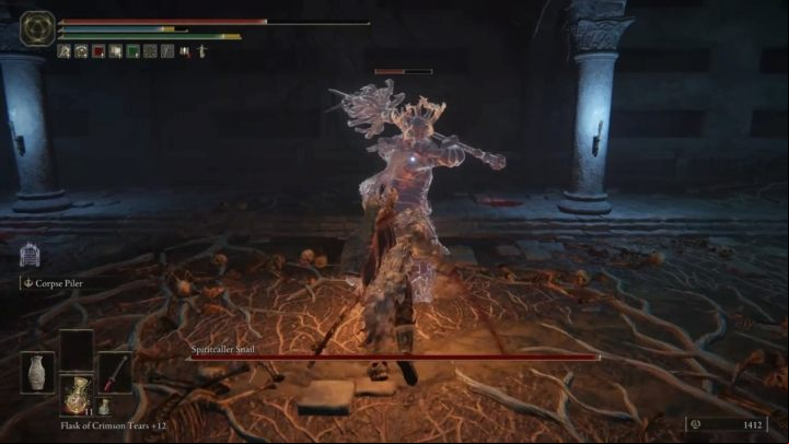Spiritcaller Snail, is invisible but leaves a white aura - Elden Ring: How to beat Spiritcaller Snail? - Liurnia of the Lakes - Elden Ring Guide