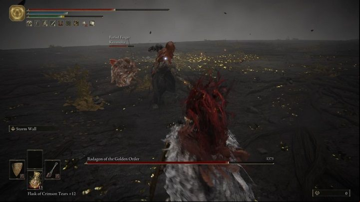 In the first phase, Radagon attacks very often with his weapon, which causes explosions of various sizes - Elden Ring: How to beat Radagon of the Golden Order, Elden Beast? - Leyndell, Ashen Capital - Elden Ring Guide
