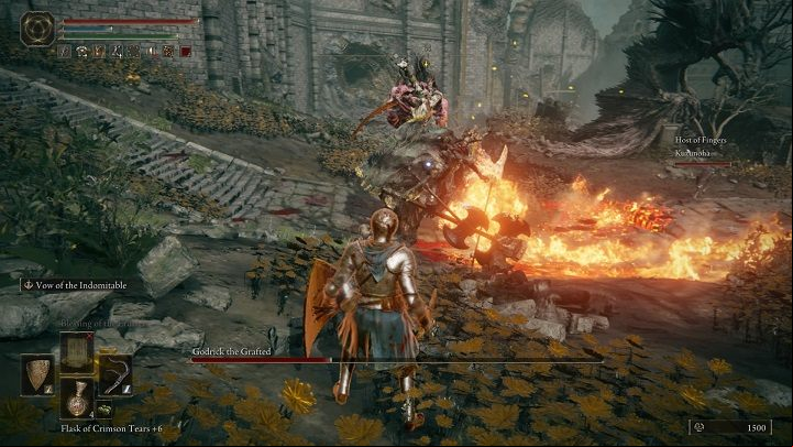 In the second phase, the opponent also surrounds himself with a tornado, but this time it will be enhanced with a fire spell, so it is more difficult to defend with a shield - Elden Ring: How to beat Godrick the Grafted? - Stormhill - Elden Ring Guide