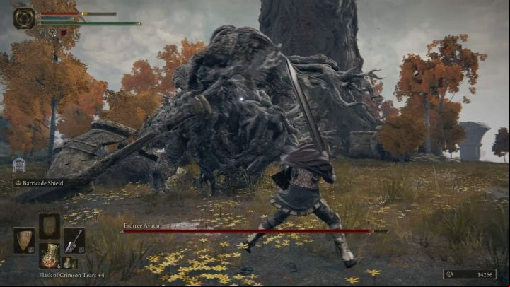 For melee players, the battle doesn't change much - Elden Ring: How to beat Erdtree Avatar? - Weeping Peninsula - Elden Ring Guide