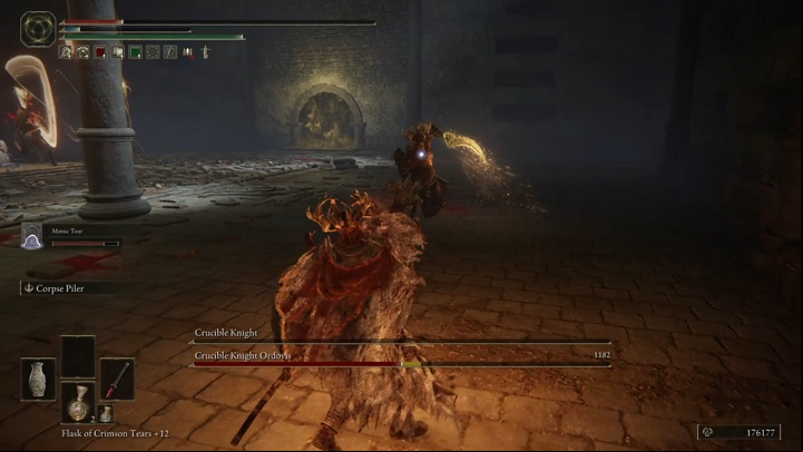 Both opponents also like to use a dagger - Elden Ring: How to beat Crucible Knight? - Stormhill - Elden Ring Guide