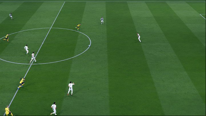 Long es on the ground are usually used to transfer the weight of the game to the other side of the pitch - ing the ball in FIFA 19 - Basic tips - FIFA 19 Game Guide