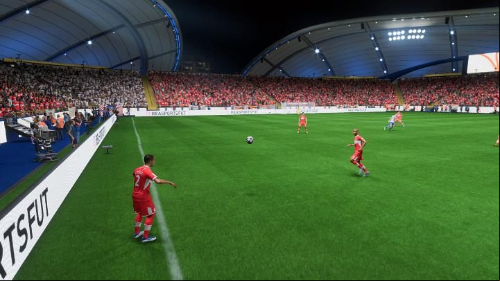 A Throw-In resumes the game when the ball has fallen out of the lateral sides of the pitch - FIFA 23: Set Pieces - types, how to? - Basics - FIFA 23 Guide