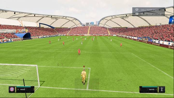 Kicking the ball is the least accurate technique of resuming the game from your own goal area - FIFA 23: Playing Goalkeeper - resuming game, moving the goalkeeper - Basics - FIFA 23 Guide