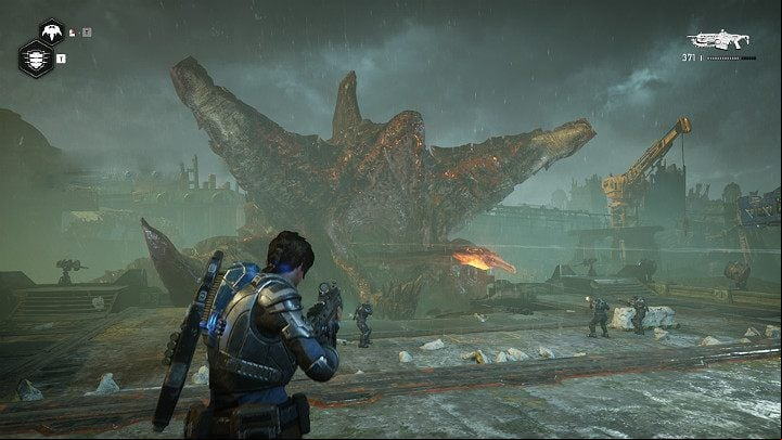 After the shot from the electromagnetic cannon, you will begin the second phase of the boss battle - Act 4 Chapter 2 - The Fall | Gears 5 Walkthrough - Act IV - Gears 5 Guide