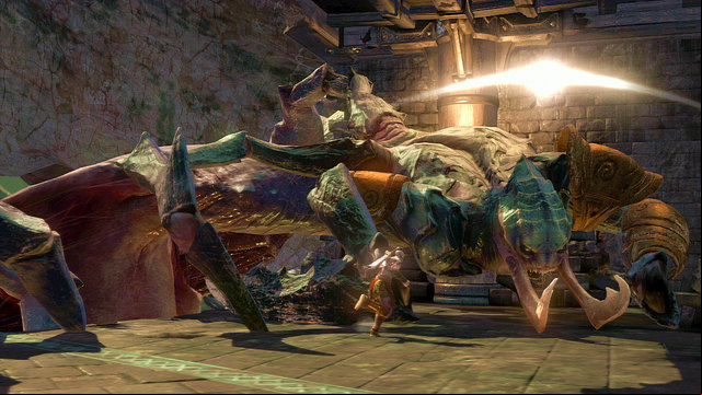 After a proper amount of damage, a white arc will be lit over his head, what means that you have to run up and make a grab - Second fight with the Hand of Hecatonchires - Chapter 3: The Guard House - God of War: Ascension - Game Guide and Walkthrough