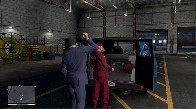 Walk around the warehouse to get to the back of the building - GTA 5: Bugstars Equipment walkthrough - Main missions - GTA 5 Guide