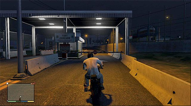 One of the entrances to the base - GTA 5: Cargobob walkthrough - Main missions - GTA 5 Guide