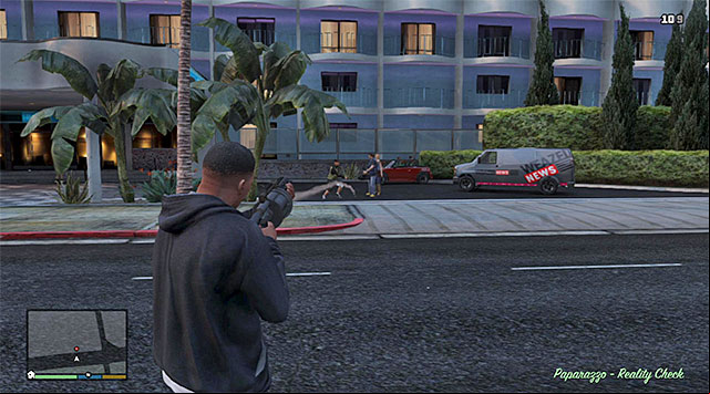 The easiest way to eliminate Beverly and his goons is with grenade launcher - GTA 5: Paparazzo - Reality Check - Strangers and Freaks missions - GTA 5 Guide