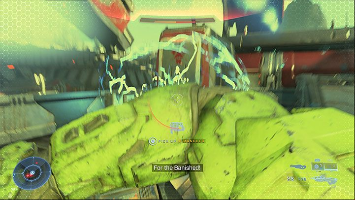 Halo Infinite allows you to use the default hand-to-hand combat from the very beginning of the game, which involves hitting the enemies with the gun butt - Halo Infinite: Melee weapons - are they in the game? - FAQ - Halo Infinite Guide