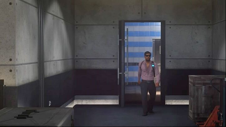 A love letter has been stolen and its now in possession of the guard shown in the picture above - Hitman 2: Story Missions - Three-Headed Serpent walkthrough - Three-Headed Serpent (Santa Fortuna) - Hitman 2 Guide