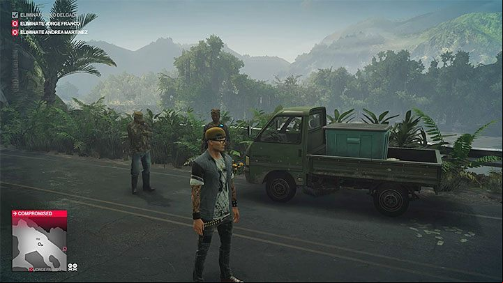 A small car is parked in the southwestern part of the map - Hitman 2: Leaving the Santa Fortuna - Three-Headed Serpent walkthrough - Three-Headed Serpent (Santa Fortuna) - Hitman 2 Guide