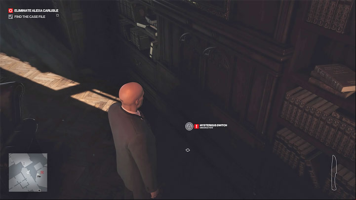 Getting to the secret room from the main hallway on floor 1 requires using the walking cane on a switch on the floor - Hitman 3: Secret rooms - how to open them? Dartmoor, walkthrough - Death in the Family - Dartmoor - Hitman 3 Guide