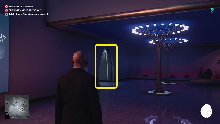 If you don't want to part with your weapon, go to the alcove on the left, distract the guard standing on the left (throw an item into the hallway on his left, e - Hitman 3: Bird Of Prey - Dubai, Mission Stories, walkthrough - On Top of the World - Dubai - Hitman 3 Guide