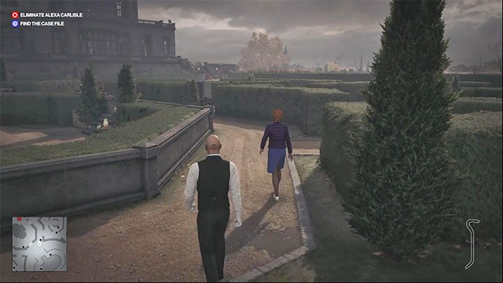 Emma will automatically create a lethal poison and set off with it towards the main building - Hitman 3: Family Feud - how to unlock a trophy/achievement? - Trophy Guide - Hitman 3 Guide
