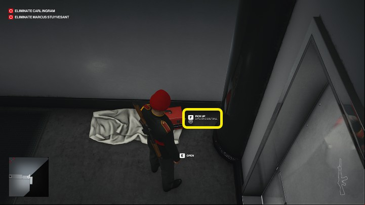 Behind the red toolbox, you will find an explosive golf ball - Hitman 3: Carl Ingram - how to kill him? Dubai, walkthrough - On Top of the World - Dubai - Hitman 3 Guide