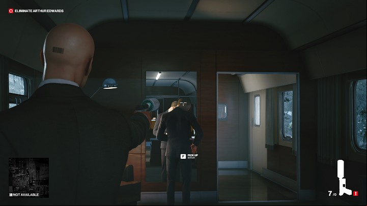 As you move between train cars, you will have several opportunities to acquire weapons - Hitman 3: Eliminating Arthur Edwards Carpathian Mountains, walkthrough - Untouchable - Carpathian Mountains - Hitman 3 Guide