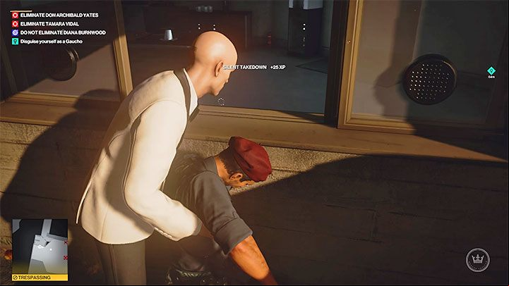 You will arrive near a small room adjacent to the parking lot (no - Hitman 3: Mendoza - best disguises - The Farewell - Mendoza - Hitman 3 Guide