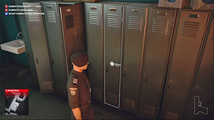 In the armory, you need to open the cabinet from the picture above - use the key / lockpick / crowbar - Hitman 3: Mendoza - best disguises - The Farewell - Mendoza - Hitman 3 Guide