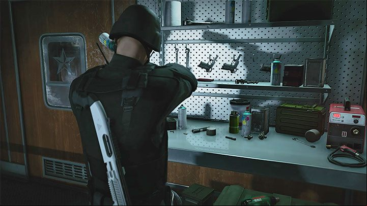 Hitman 3 allows you to use a variety of items that can help you eliminate, distract and subdue enemies, or explore the map - Hitman 3: Is crafting available in the game? - FAQ - Hitman 3 Guide