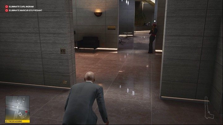 Wait until all potential enemies have ed or are not looking in your direction and immediately jump over the railing - head to the left - Hitman 3: Keep Your Eyes Peeled - how to unlock this trophy/achievement? - Trophy Guide - Hitman 3 Guide