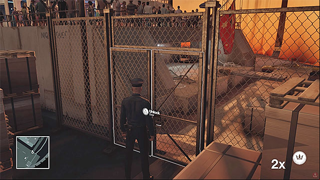 The lockpick will allow you to open the eastern gate - Yacht infiltration | Freeform Training - Freeform Training - Hitman Game Guide