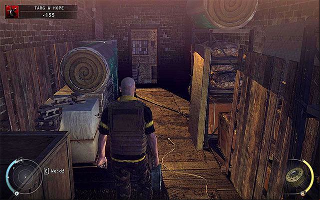 It would be good now to decide how you want to get to the door located on the other end of the market - Hope Fair | 16: Operation Sledgehammer - 16: Operation Sledgehammer - Hitman: Absolution Game Guide