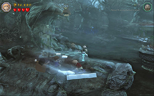 Make sure that the ring is active and start building - Stage 10 (Flies and Spiders): The Dark Forest | Walkthrough | LEGO The Hobbit - Walkthrough - LEGO The Hobbit Game Guide & Walkthrough