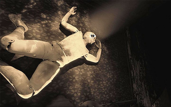 Stand on the bed, over which hangs a mannequin, and use the torn page on it - The bedroom riddle | Layers of Fear 2 Riddle Solutions - Act 3 - Bloody Roots - Layers of Fear 2 Guide