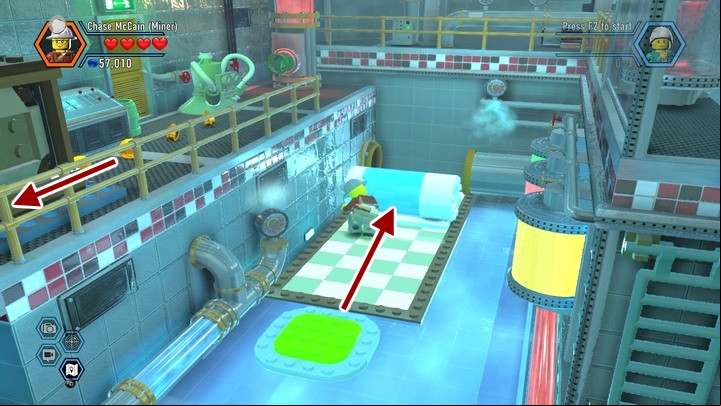 Push the pipe over and, after that, the big crate up. - Ice-cream shop | Chapter 11 | Walkthrough - Chapter 11 - LEGO City: Undercover Game Guide