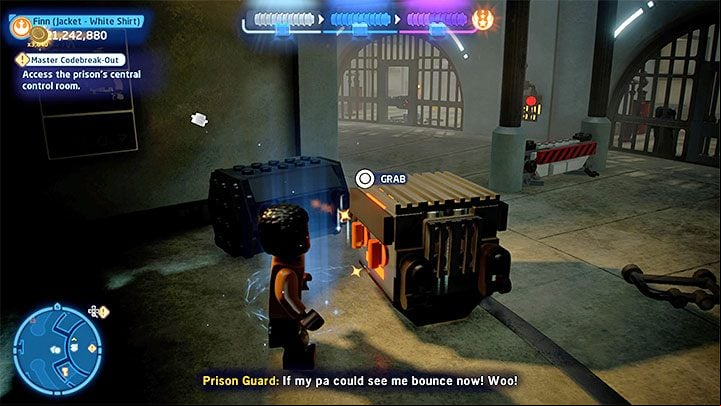 The second method is purposefully raising an alarm - LEGO Skywalker Saga: Master Codebreak-Out - walkthrough - Episode 8 - The Last Jedi - LEGO Skywalker Saga Guide