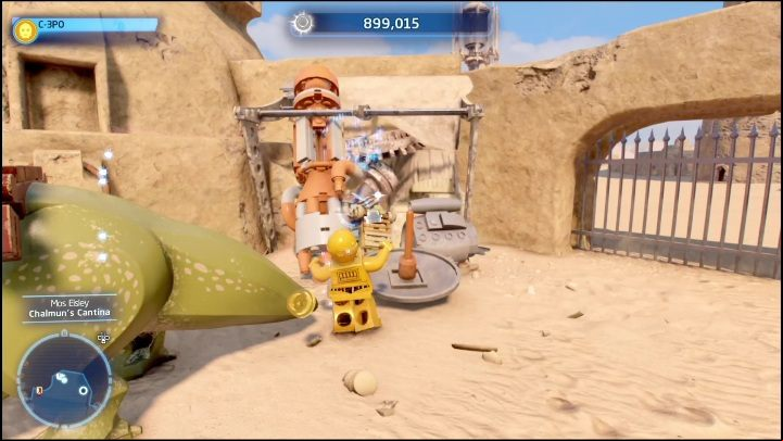 You'll find a crate holding the brick in a pile of trash - LEGO Star Wars The Skywalker Saga: Mos Eisley - list of all puzzles - Tatooine - LEGO Skywalker Saga Guide