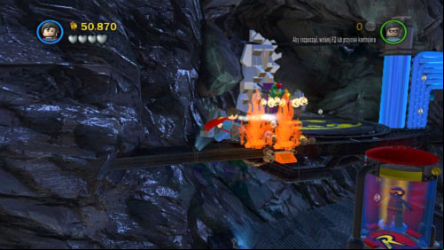 Use Superman to extinguish fire (picture) and outfit Robin into the magnetic suit - Unwelcome Guests | Walkthrough - Walkthrough - LEGO Batman 2: DC Super Heroes Game Guide & Walkthrough