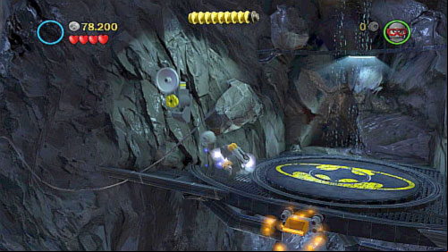 Return to Batman and move him to the right rock - Unwelcome Guests | Walkthrough - Walkthrough - LEGO Batman 2: DC Super Heroes Game Guide & Walkthrough